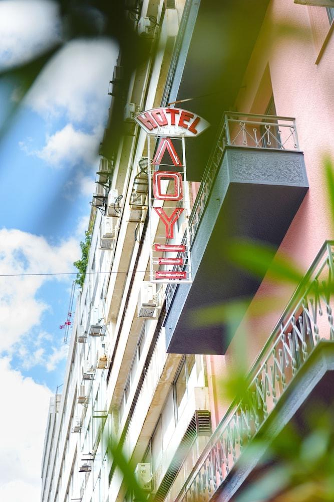 Lux Hotel Piräus Exterior foto